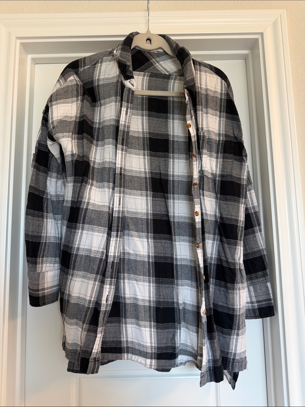 ILLA ILLA Women’s Black & White Plaid Button-Up Jacket